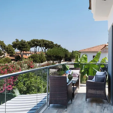 Lui Alacati Çeşme