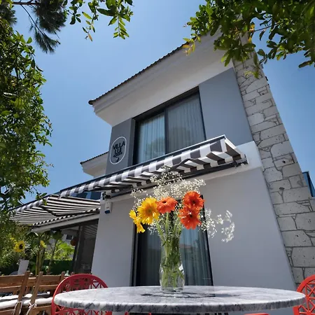 Lui Alacati *